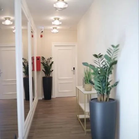 Royal Wellness And Ruma