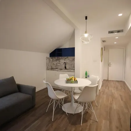 Royal Wellness And Ruma