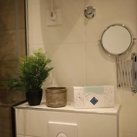 מלון דירות Royal Wellness And