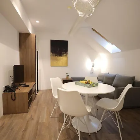 Royal Wellness And Ruma